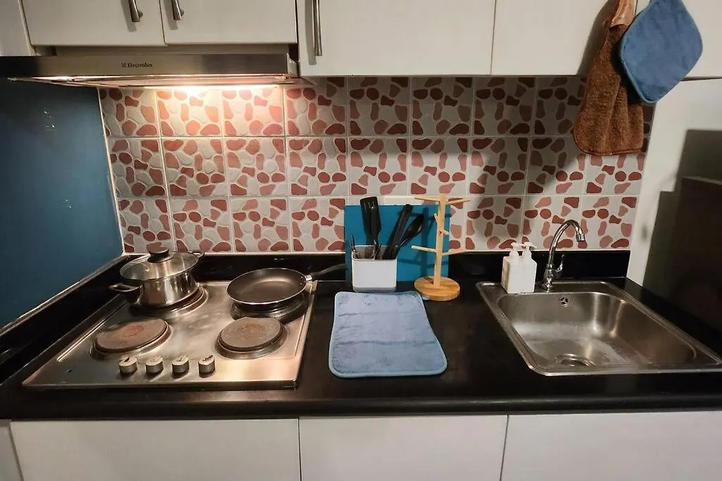 Homey 2Br Apartment In Makati Manila 0*,  Philippines