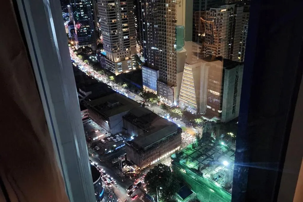 Homey 2Br Apartment In Makati Manila