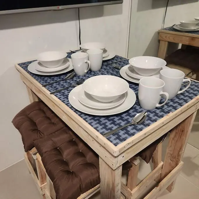 Homey 2Br Apartment In Makati Manila