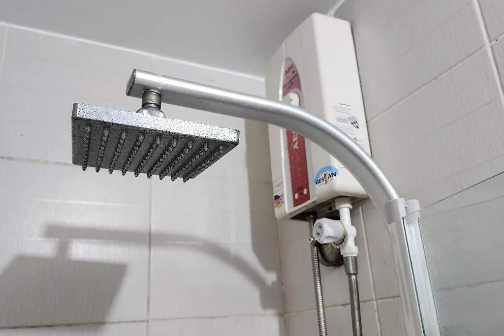 Homey 2Br Apartment In Makati Manila