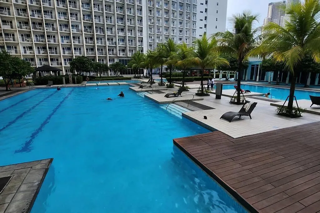 Homey 2Br Apartment In Makati Manila
